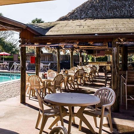 North Naples Quality Inn And Suites Golf Resort מראה חיצוני תמונה