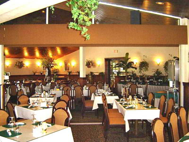 North Naples Quality Inn And Suites Golf Resort מסעדה תמונה