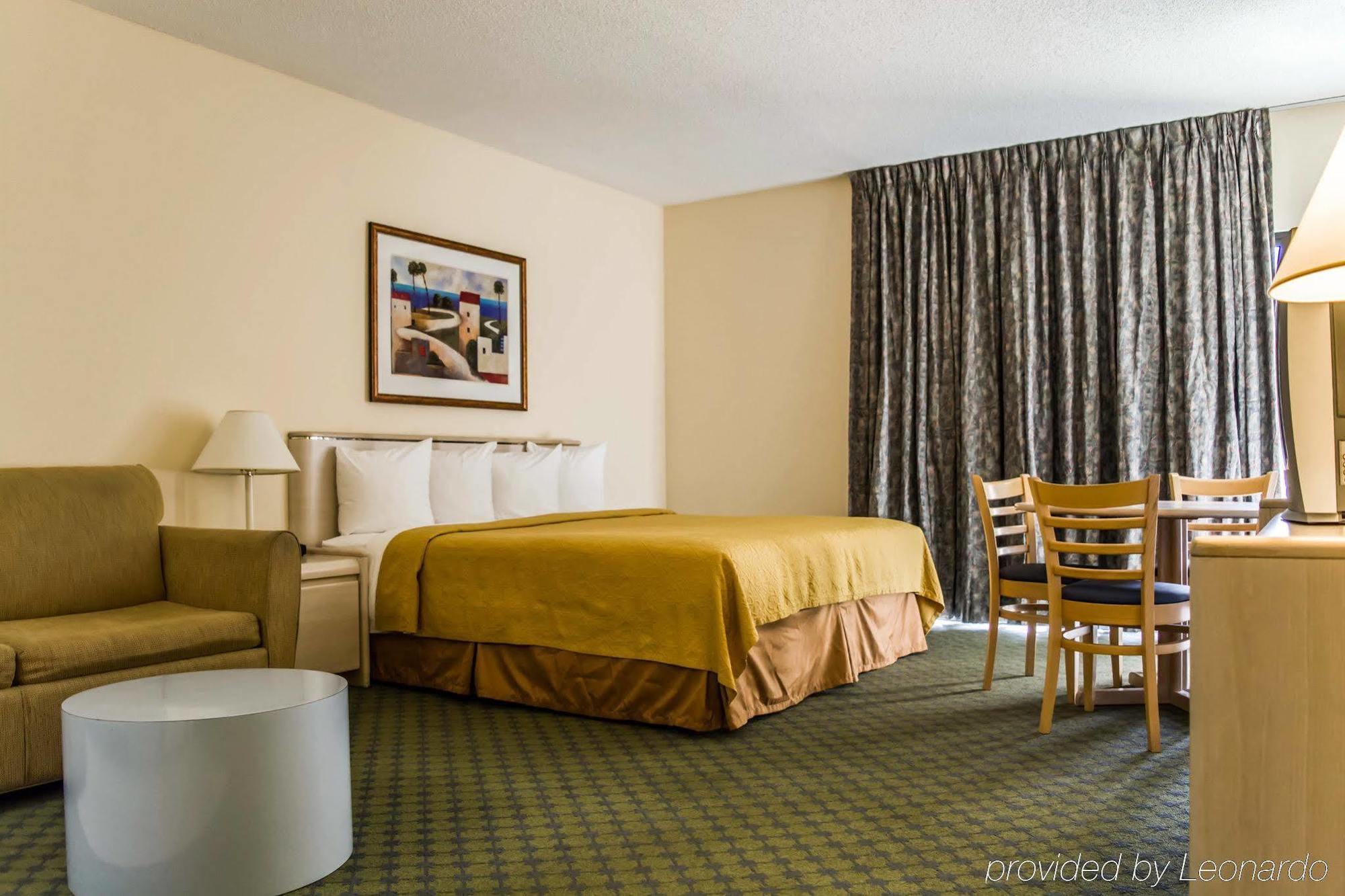 North Naples Quality Inn And Suites Golf Resort מראה חיצוני תמונה