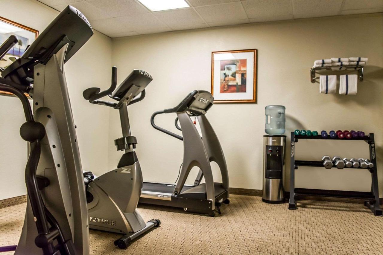 North Naples Quality Inn And Suites Golf Resort מראה חיצוני תמונה